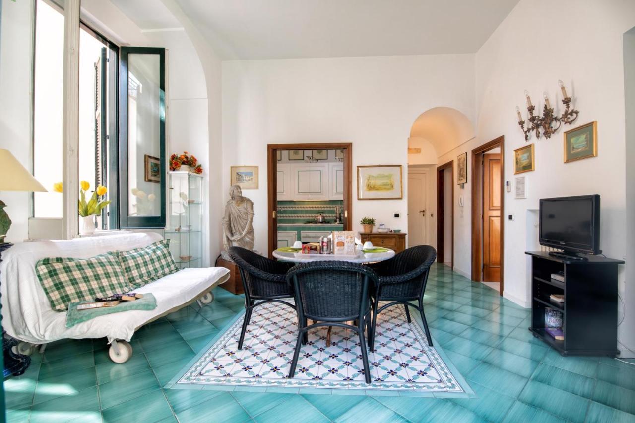 Amalfi Centre Flats Apartman Kültér fotó
